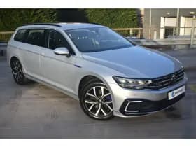 Volkswagen Passat thumbnail 2