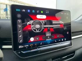 Volkswagen T-Roc thumbnail 15