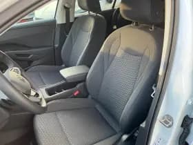Volkswagen T-Roc thumbnail 9