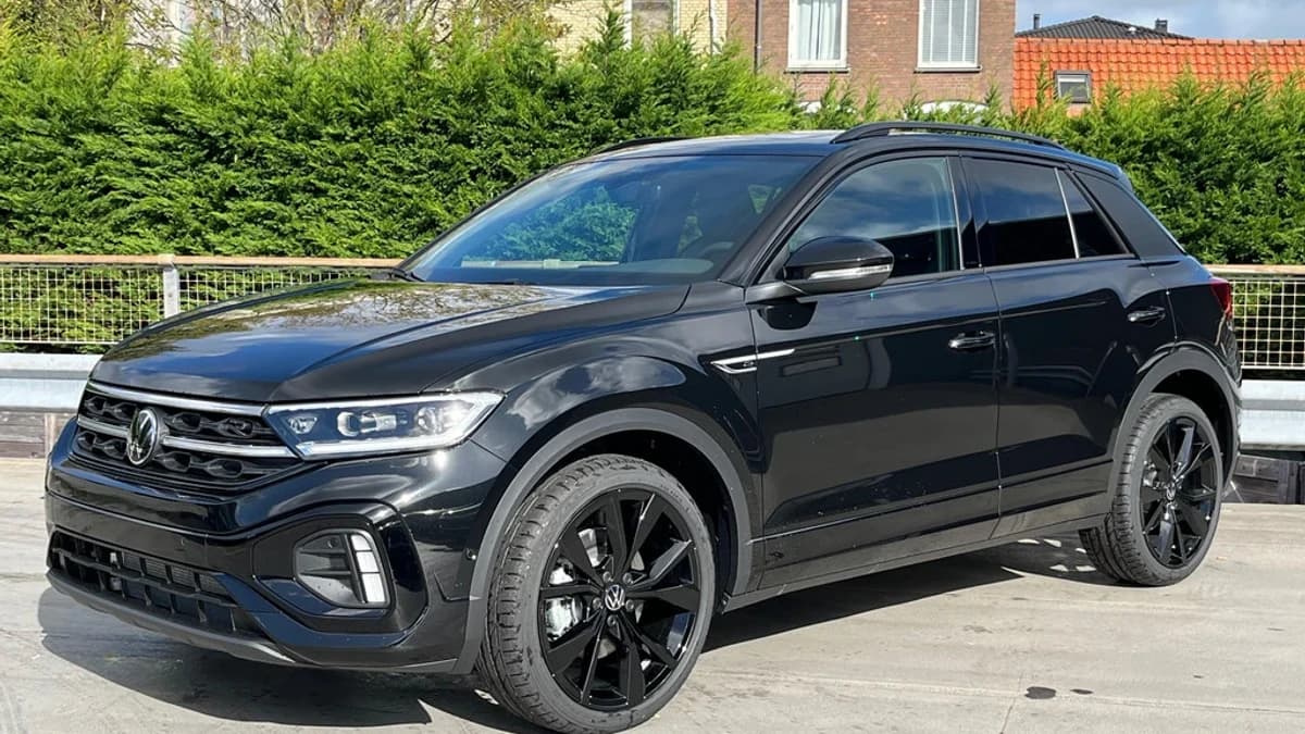 Volkswagen T-Roc — foto 1