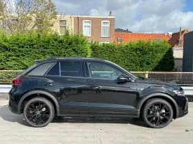 Volkswagen T-Roc thumbnail 4