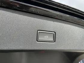 Volkswagen T-Roc thumbnail 8