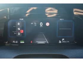 Volkswagen Golf thumbnail 22