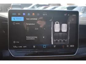 Volkswagen Golf thumbnail 36