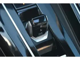 Volkswagen Golf thumbnail 43