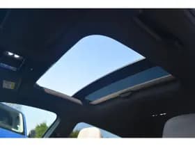 Volkswagen Golf thumbnail 45
