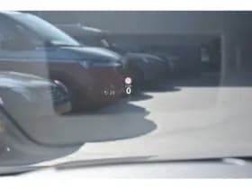 Volkswagen Golf thumbnail 48