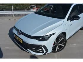 Volkswagen Golf thumbnail 6