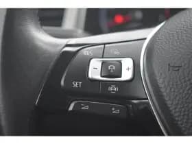 Volkswagen T-Roc thumbnail 13