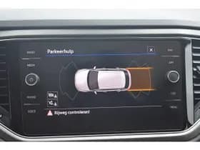 Volkswagen T-Roc thumbnail 19