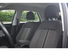 Volkswagen T-Roc thumbnail 7