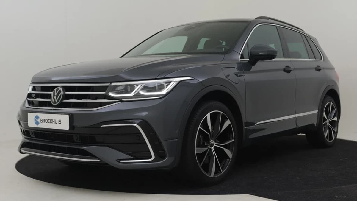 Volkswagen Tiguan — foto 1