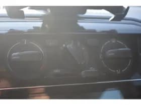 Volkswagen Up! thumbnail 18