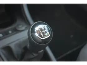 Volkswagen Up! thumbnail 22