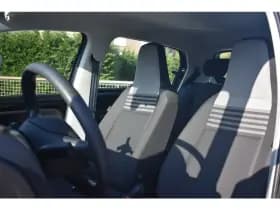 Volkswagen Up! thumbnail 7