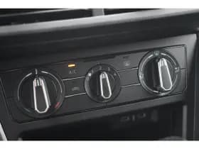 Volkswagen Polo thumbnail 24