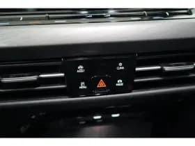 Volkswagen Golf thumbnail 20