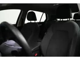Volkswagen Golf thumbnail 21