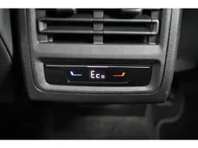 Volkswagen Golf thumbnail 10