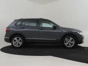 Volkswagen Tiguan thumbnail 11