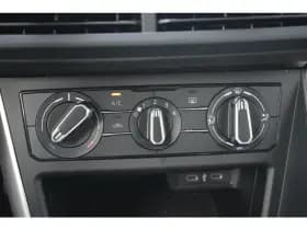 Volkswagen Polo thumbnail 23