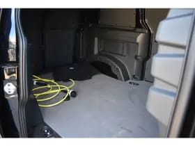 Volkswagen ID. Buzz thumbnail 9