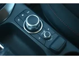 Mazda 2 thumbnail 32