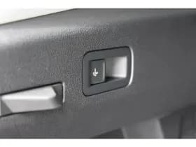 Volkswagen T-Roc thumbnail 36