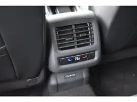 Volkswagen T-Roc thumbnail 14