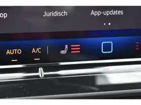 Volkswagen T-Roc thumbnail 37