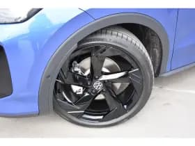 Volkswagen T-Roc thumbnail 6