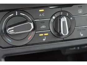 Volkswagen Polo thumbnail 25