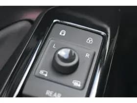 Volkswagen ID.4 thumbnail 13