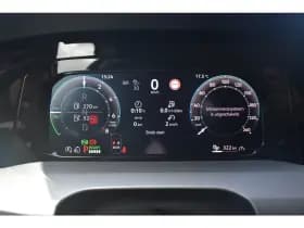 Volkswagen Golf thumbnail 17