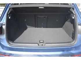 Volkswagen Golf thumbnail 38