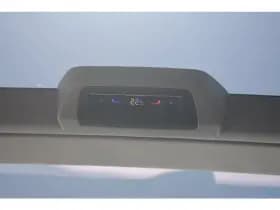 Volkswagen Multivan thumbnail 13