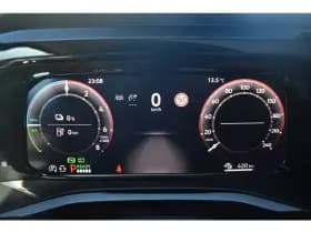 Volkswagen Multivan thumbnail 22