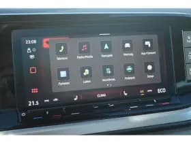 Volkswagen Multivan thumbnail 24