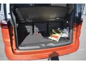 Volkswagen Multivan thumbnail 40