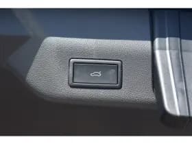 Volkswagen Multivan thumbnail 43