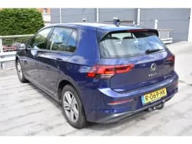 Volkswagen Golf thumbnail 3