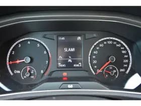 Volkswagen T-Roc thumbnail 16