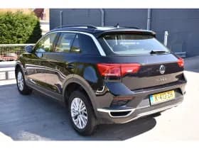 Volkswagen T-Roc thumbnail 3