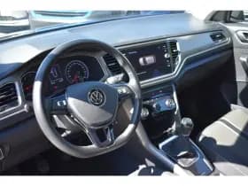 Volkswagen T-Roc thumbnail 8