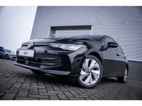 Volkswagen Golf thumbnail 2