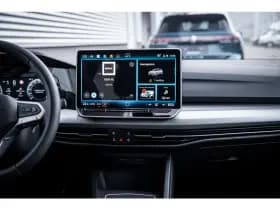 Volkswagen Golf thumbnail 35