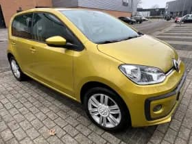 Volkswagen Up! thumbnail 2