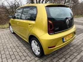Volkswagen Up! thumbnail 3