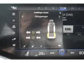 Volkswagen Touareg thumbnail 47