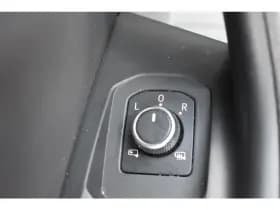 Volkswagen Touareg thumbnail 16